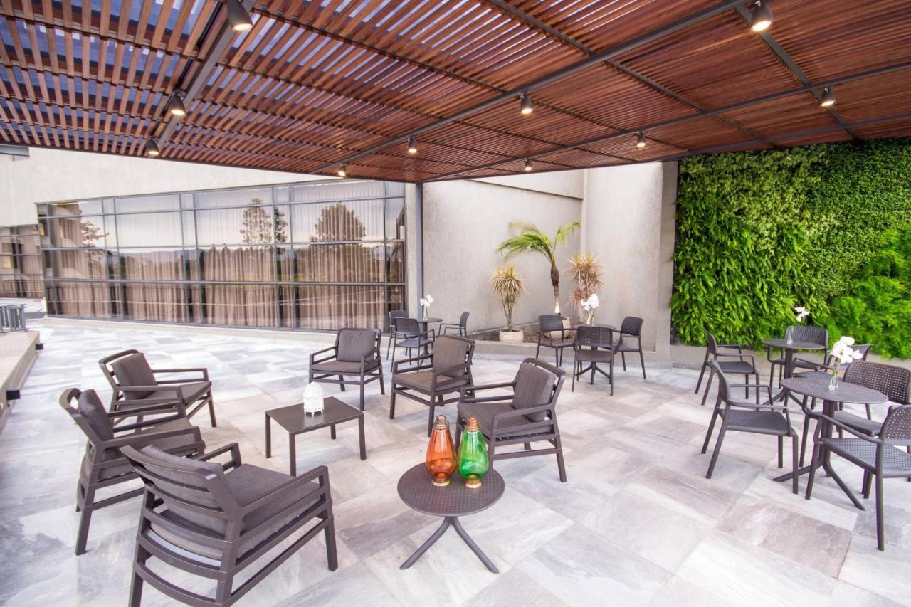 상파울로 에어포트 메리어트 호텥 호텔 과룰류스 외부 사진 The Sky Bar
