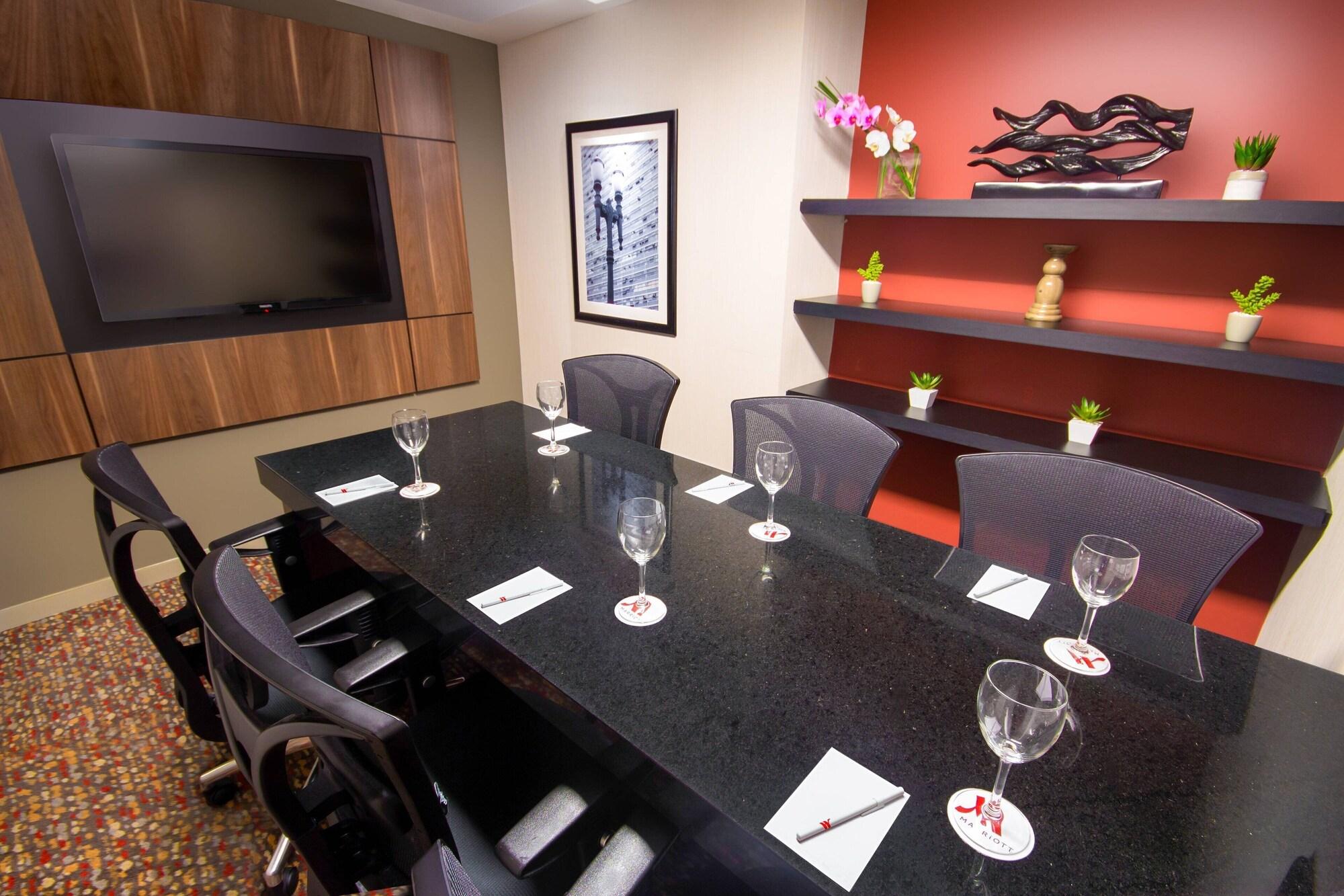 상파울로 에어포트 메리어트 호텥 호텔 과룰류스 외부 사진 A typical boardroom